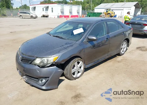 2014 Toyota Camry Se z USA, uszkodzony, nr VIN 4T1BF1FK2EU419498